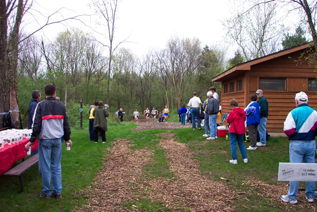 Ann Heaslett, Bill Wilkey, Carolyn Smith, Michael Davenport at 9.5 miles