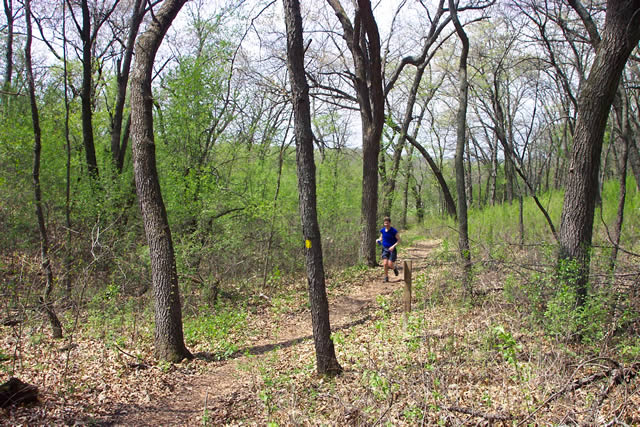 Michelle spots Bill on the single track trail near 47.4 mile station