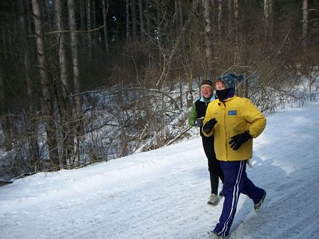 Runners parade their finest winter fashion