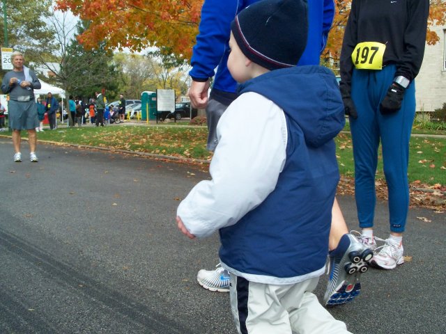 Going in Circles 5K: Saturday October 25, 2008