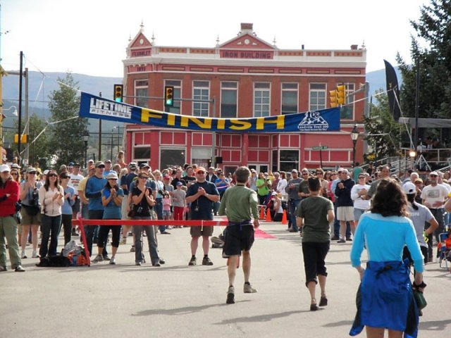 Bill and Ling-ru Chu of West Sacramento at the finish line