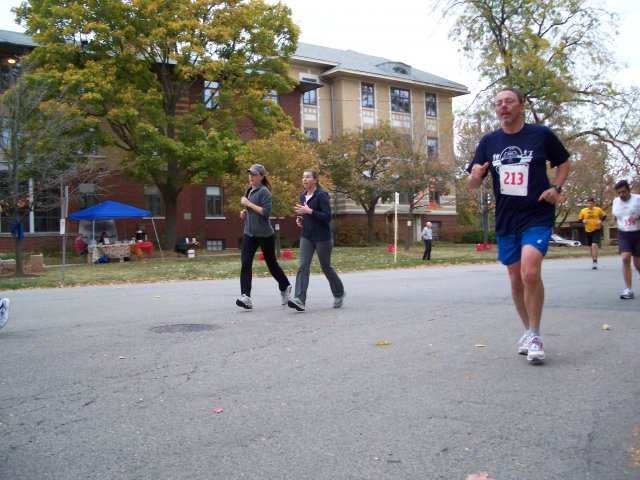 Saturday October 23, 2010 : Going in Circles 5K