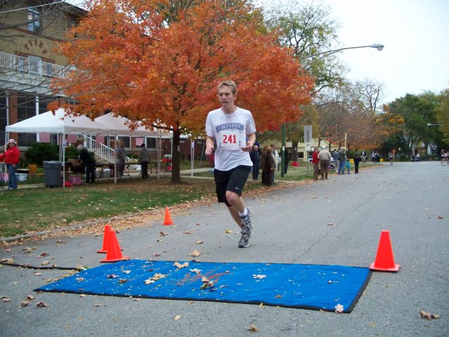 Saturday October 23, 2010 : Going in Circles 5K