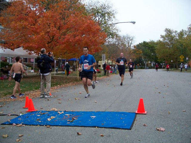 Saturday October 23, 2010 : Going in Circles 5K