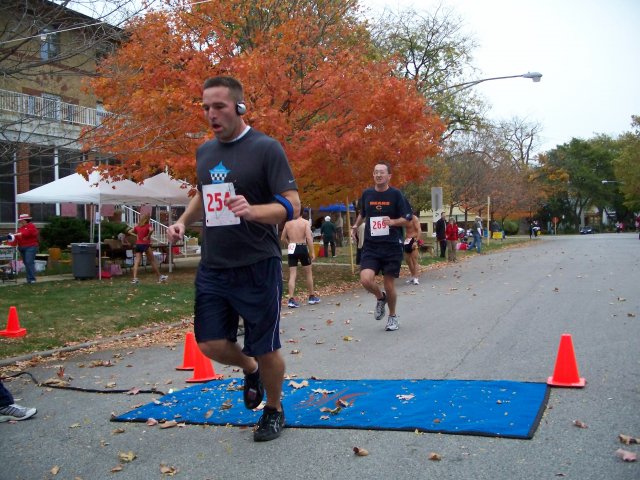 Saturday October 23, 2010 : Going in Circles 5K