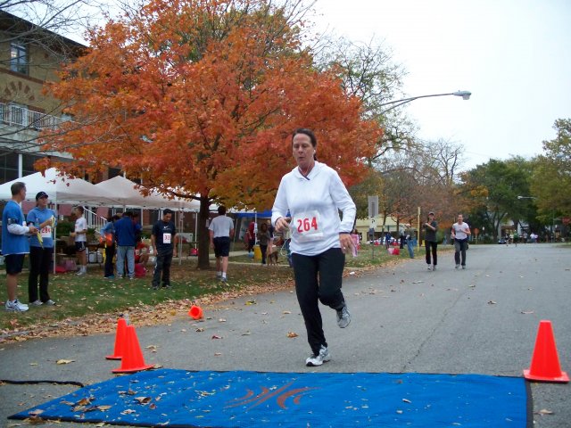 Saturday October 23, 2010 : Going in Circles 5K