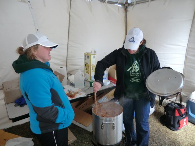 Saturday March 26, 2011 : Hanging out at the Finish