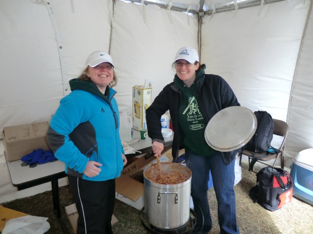 Saturday March 26, 2011 : Hanging out at the Finish