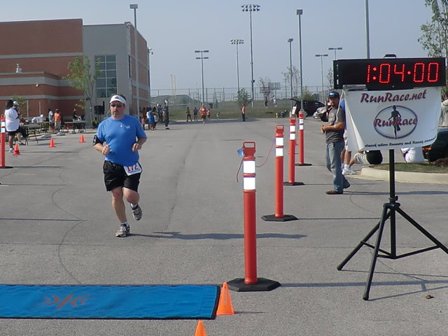 Saturday June 30, 2012 - Runners making the finish of The Great 8K!