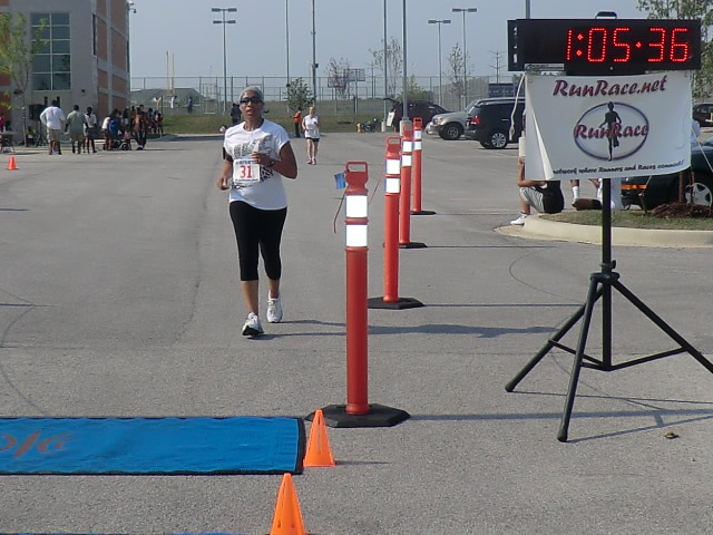 Saturday June 30, 2012 - Runners making the finish of The Great 8K!