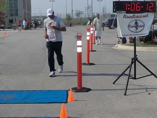 Saturday June 30, 2012 - Runners making the finish of The Great 8K!