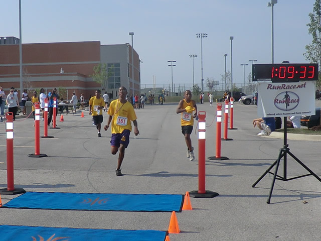 Saturday June 30, 2012 - Runners making the finish of The Great 8K!
