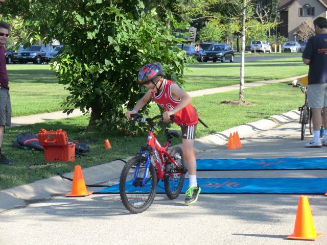 Action from the Kids Fun Duo, Age 7 - 10 : Saturday August 10, 2013