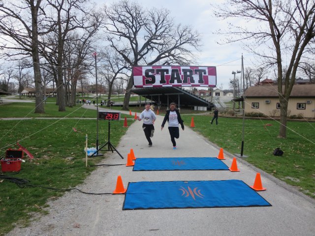 Action at the inaugural IUN Nurses on the Run 5K