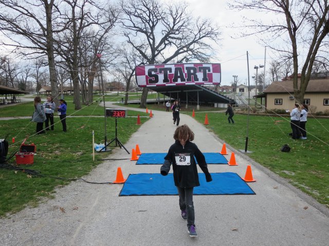 Action at the inaugural IUN Nurses on the Run 5K
