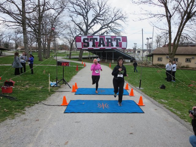 Action at the inaugural IUN Nurses on the Run 5K