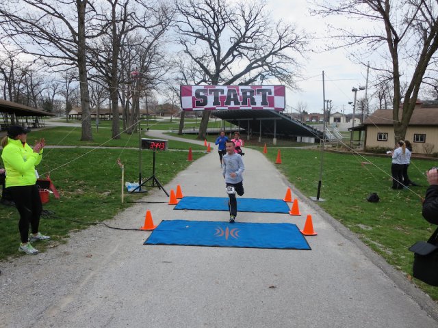 Action at the inaugural IUN Nurses on the Run 5K