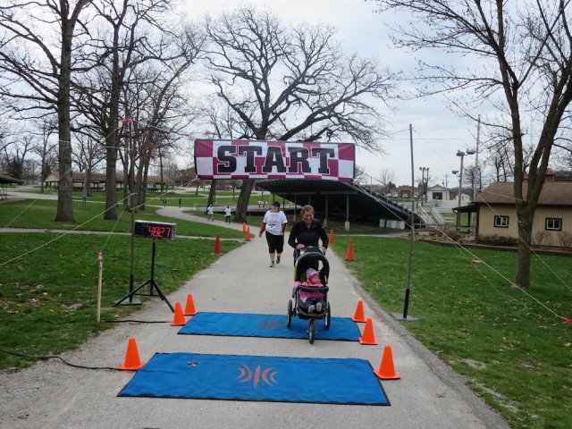 Action at the inaugural IUN Nurses on the Run 5K