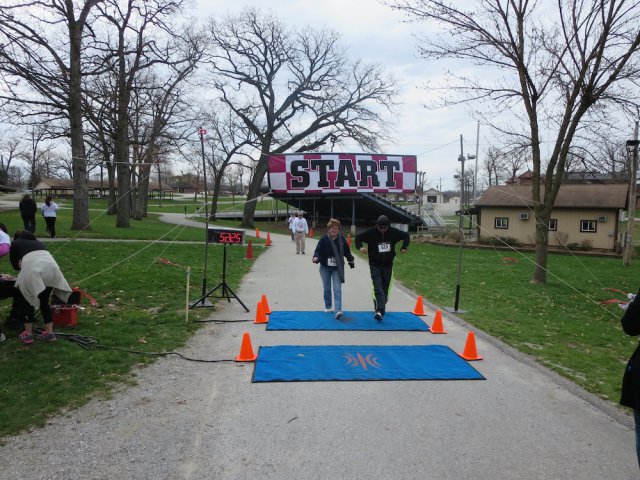 Action at the inaugural IUN Nurses on the Run 5K