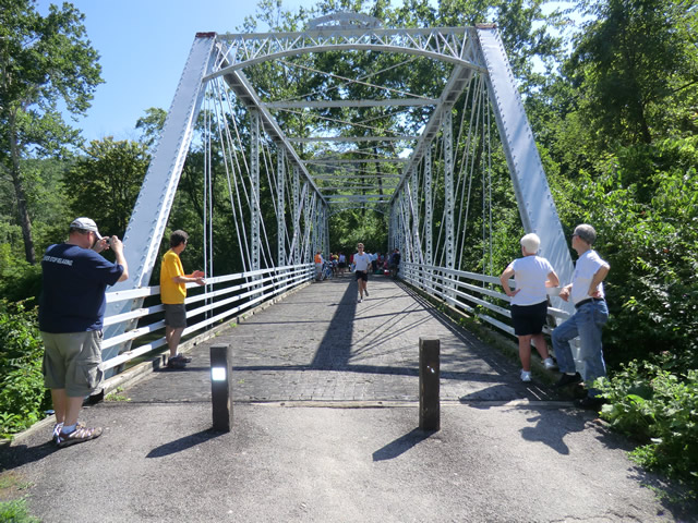 Along the Race Course : Saturday July 30, 2011