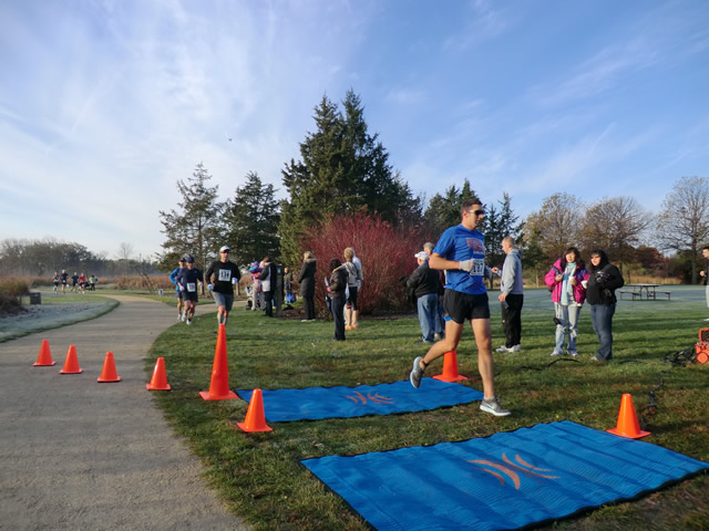 Marathoners at the 2.6-Mile Checkpoint : Saturday October 22nd, 2011