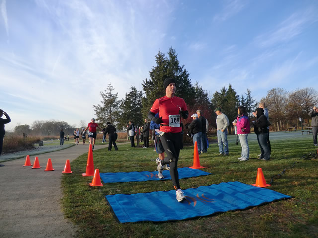 Marathoners at the 2.6-Mile Checkpoint : Saturday October 22nd, 2011