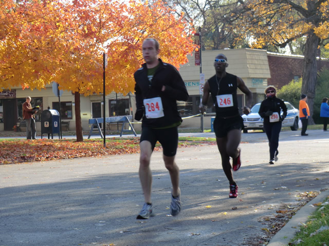 Going in Circles 5K : Saturday October 29, 2011
