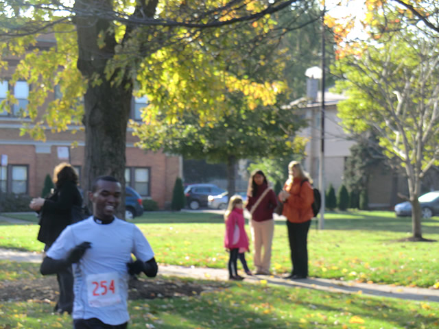 Going in Circles 5K : Saturday October 29, 2011