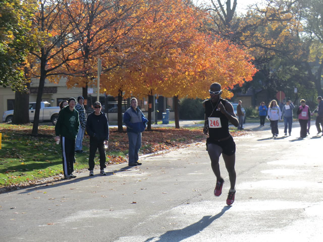 Going in Circles 5K : Saturday October 29, 2011