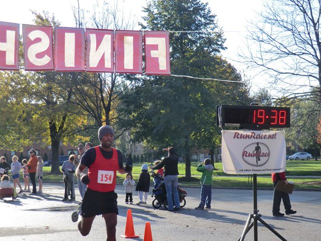 Going in Circles 5K : Saturday October 29, 2011