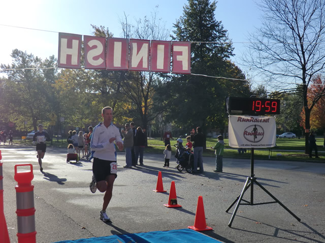 Going in Circles 5K : Saturday October 29, 2011