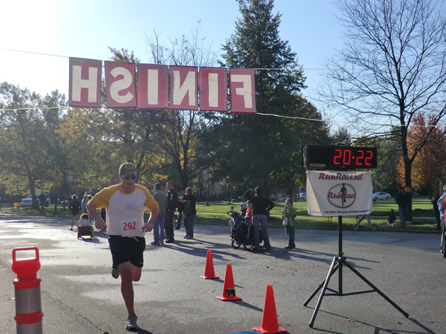 Going in Circles 5K : Saturday October 29, 2011
