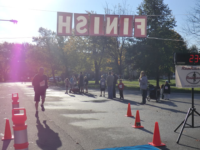 Going in Circles 5K : Saturday October 29, 2011