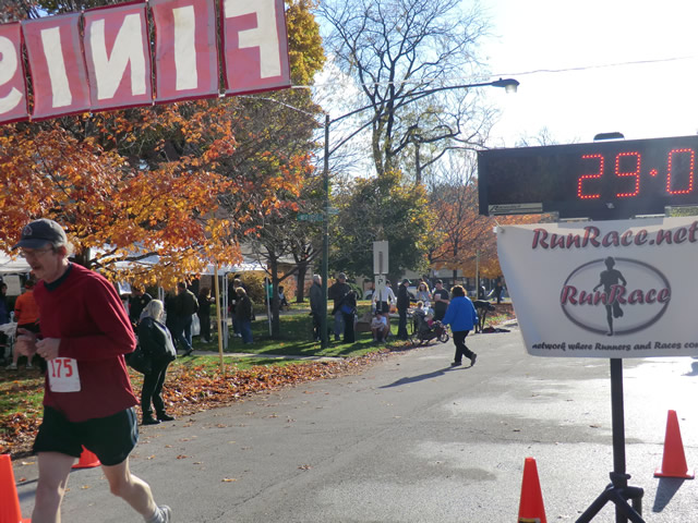 Going in Circles 5K : Saturday October 29, 2011