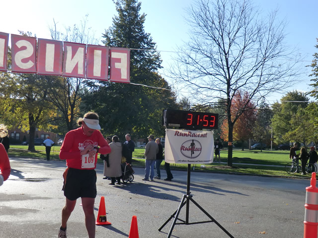 Norwood Park Veteran Runner Mark Blaszczyk : Saturday October 29, 2011