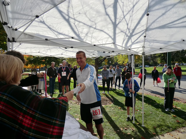 Going in Circles 5K & Kids 1-Mile Awards Presentation : Saturday October 29, 2011