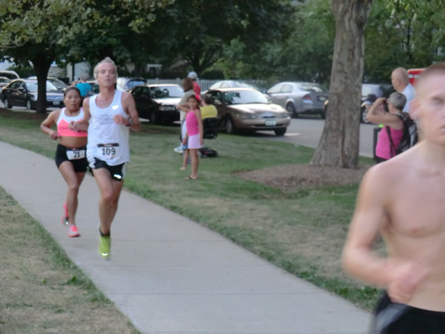 Wednesday August 1st 2012 : Action from the Inaugural Chicago Full Moon Run