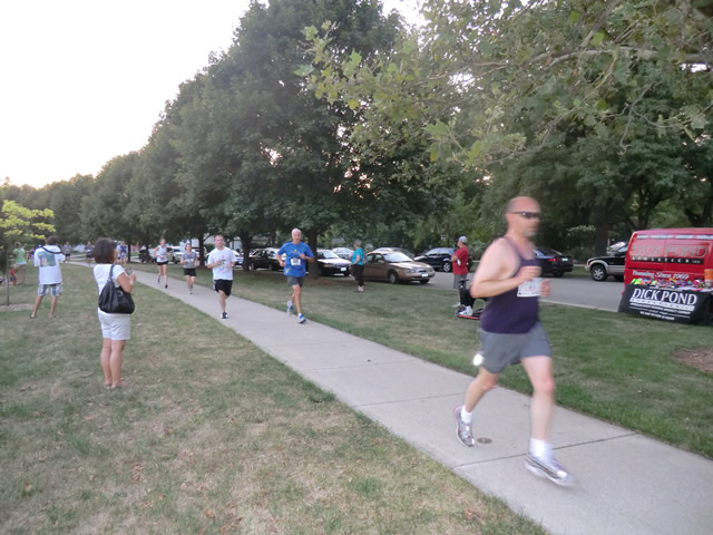Wednesday August 1st 2012 : Action from the Inaugural Chicago Full Moon Run