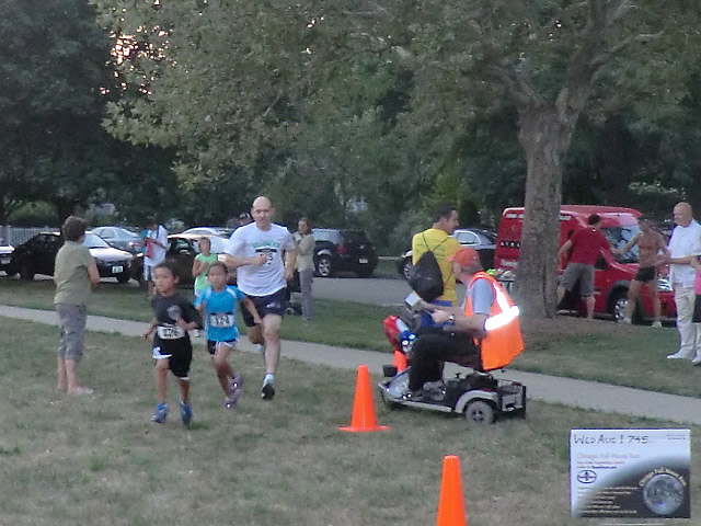 Wednesday August 1st 2012 : Action from the Inaugural Chicago Full Moon Run