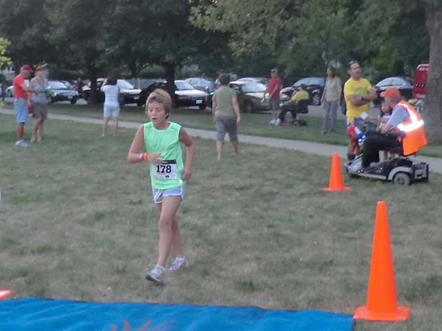Wednesday August 1st 2012 : Action from the Inaugural Chicago Full Moon Run