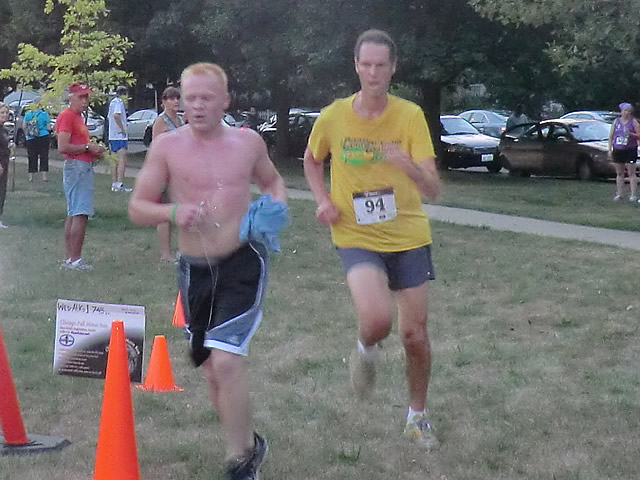 Wednesday August 1st 2012 : Action from the Inaugural Chicago Full Moon Run