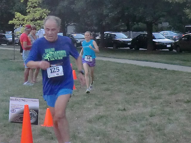Wednesday August 1st 2012 : Action from the Inaugural Chicago Full Moon Run