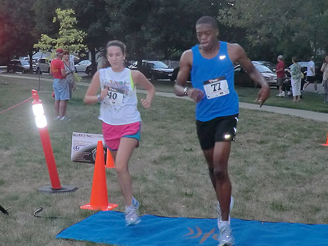 Wednesday August 1st 2012 : Action from the Inaugural Chicago Full Moon Run