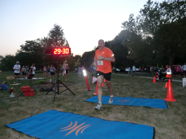 Wednesday August 1st 2012 : Action from the Inaugural Chicago Full Moon Run