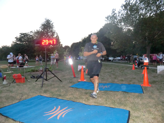 Wednesday August 1st 2012 : Action from the Inaugural Chicago Full Moon Run