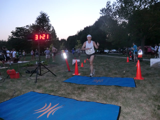 Wednesday August 1st 2012 : Action from the Inaugural Chicago Full Moon Run
