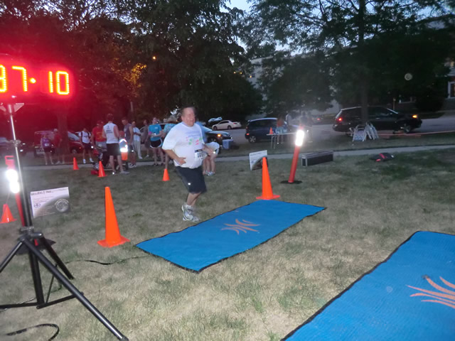 Wednesday August 1st 2012 : Action from the Inaugural Chicago Full Moon Run