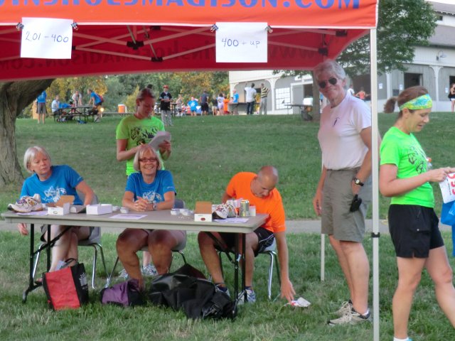 Thursday August 2nd 2012 : 8th Annual Movin' Shoes Full Moon 5K