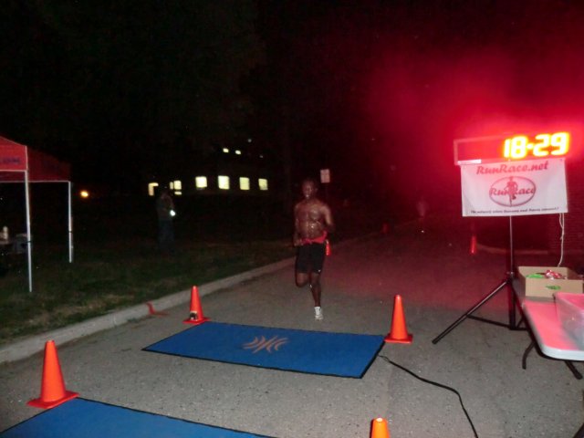 Thursday August 2nd 2012 : 8th Annual Movin' Shoes Full Moon 5K