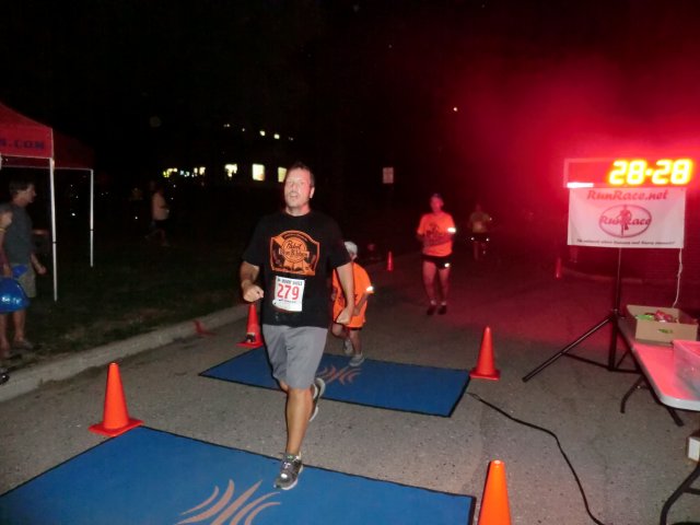 Thursday August 2nd 2012 : 8th Annual Movin' Shoes Full Moon 5K
